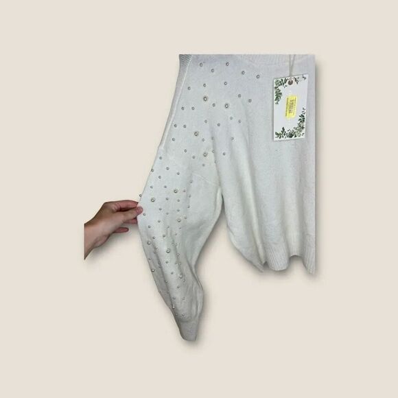 Chelsea & Violet NWT Antique White Faux Pearl Sweater Size XL - Picture 4 of 7